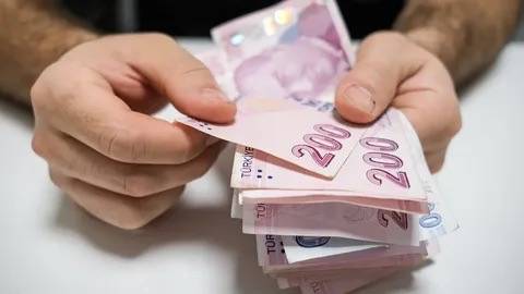 Bankalar faiz yarışında: İşte 1 milyon liraya bankaların verdiği aylık faiz oranları ve kazançları 5